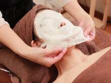 サロン ド プアプア(salon de puapua)の雰囲気（アイケアトリートメントはハーブマスクでメリハリのあるお顔に。）
