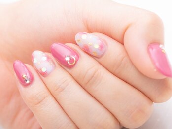 アイネイル(I nail)の写真/初めての方もネイルを始めやすい低価格でのご提供♪丁寧なカウンセリングとデザイン提案で理想のお手元へ◎