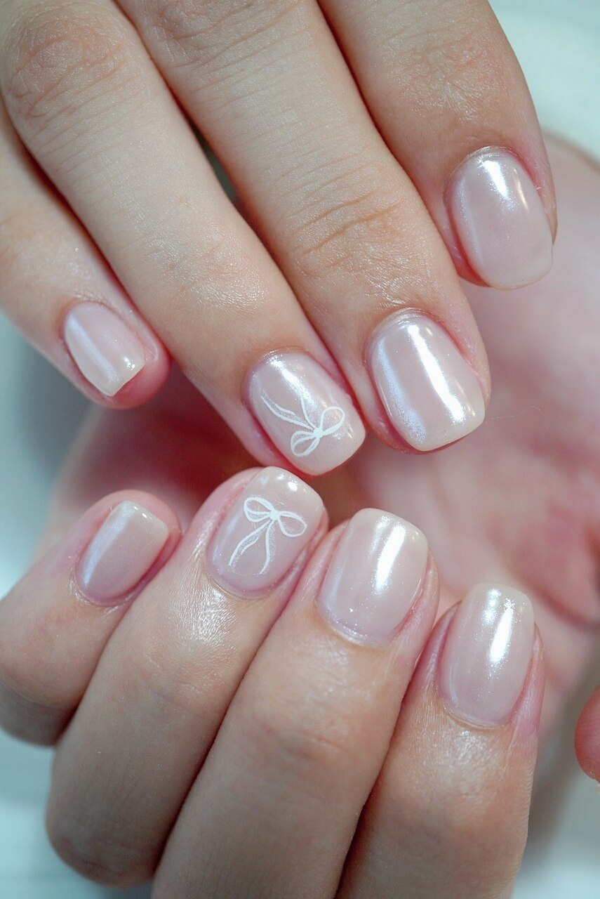 2026年冬トレンド】ガーリー ショートのネイルデザイン集｜人気順｜447