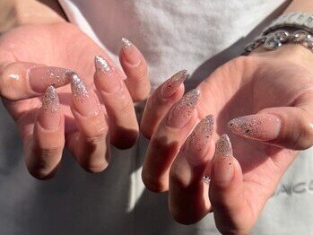 リアン(LieN)の写真/オフィスに馴染むシンプル系からこだわりアートまでお任せ◎LieNであなたの"可愛い"指先を実現します*