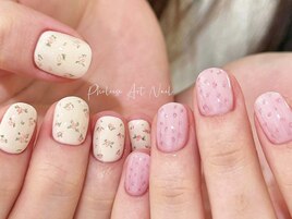 ミルキーピンクフラワーネイル