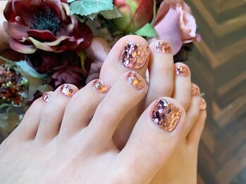 サロンドフォーエイチ(salon de 4H)/足元にキラッとワンカラー★