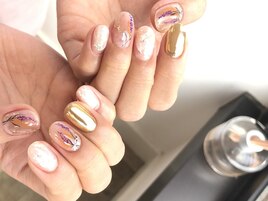 4月select(Q)6,980円/全10種