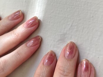 アメリアンドカシェット(Amelie&Cachette)/ニュアンスネイル：maika