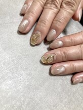 ラキネイル(LAKI Nail)/ビジューデザインネイル