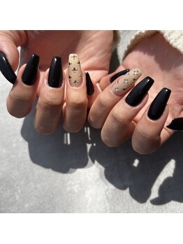 モモネイルズ(Momo Nails)/ロングネイル