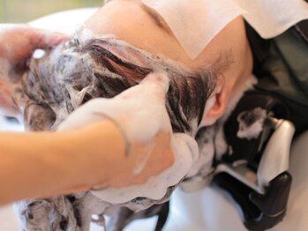 reNew 【2/4 NEW OPEN(予定)】の写真/15分1500円で極上リセット♪10種の選べるシャンプースパ×最新ドライヤー体験!コンビニ感覚で通える★