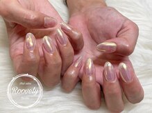 ルブリー(roovely)/ミラーネイル