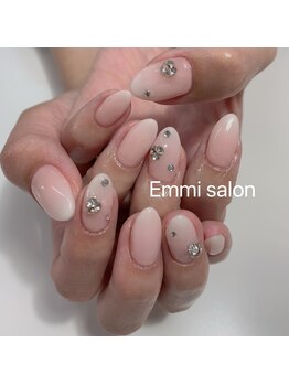 エミー(emmi)/