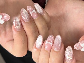 ガーリーチェックネイル