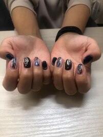 ダークカラー×ニュアンス