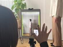 くじらの雰囲気（AI姿勢分析による「原因の見える化」と最適なオーダーメイド施術）