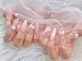 ドット／ピンクネイル