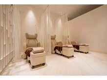 リフレッシュハンズ 神戸三宮店/リクライニングチェアでゆったり