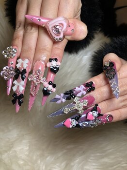 ゴテゴテ×グラデーション