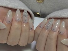 リエルハニ(Rielhani)/シンプルスタッズネイル