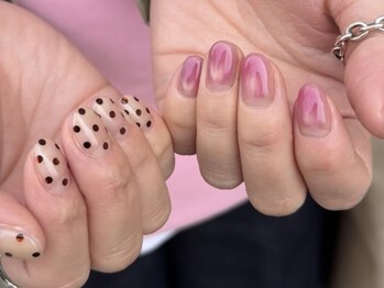 ユヌ(une)の写真/《Instagramからの予約も多数！》ハイセンスな手描きアートと丁寧な仕上がり。見る度にときめく手元に♪