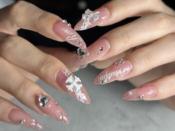 ルニーク(LUNiQ)の写真/トレンドデザインもすぐ真似できちゃう★時間内ならデザインもパーツもやり放題＆つけ放題メニューあり◎