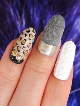 カラーズ 浜松店(colors)/ニット×レオパードネイル(*^^*)