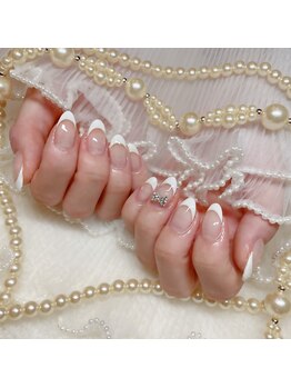 アイカ(Aika)/王道フレンチネイル