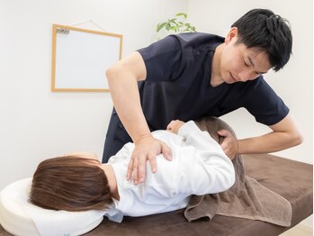 池田さかい鍼灸整骨院の写真/腰痛改善にオススメ◎頑固な腰痛・背中の辛さを解消！痛みの原因を根本から改善し慢性的なお悩みも解決♪