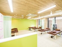 骨盤スタイル鍼灸整骨院 大森山王院の雰囲気（キレイで清潔感のある店内で施術が受けらえる☆）