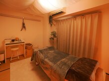 腸もみ専門店 女性専用お腹ほぐしサロン fuku【フク】西宮の雰囲気(内装にこだわり、リラックス頂ける空間づくりを意識しております)