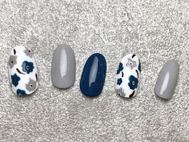 【初回オフ無料】フラワーネイル