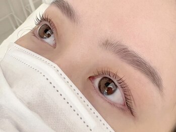 エムシー葵(MC葵)の写真/お顔の印象の8割を占める眉毛のケアはプロにお任せ☆美眉WAX脱毛（WAX脱毛1回＋お仕上げメイク込）¥4500