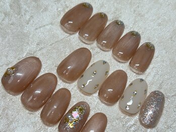 リアン(Lien.)の写真/シンプル上品ネイルは【Lien.】にお任せ♪定額メニューも多数ご用意◎通いやすい価格でカワイイをお届け★