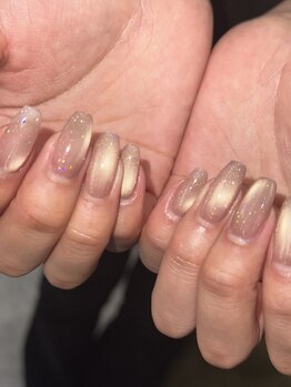 モツヲネイル(motsu.O! NAIL)/ピンクベージュ×フラッシュマグ