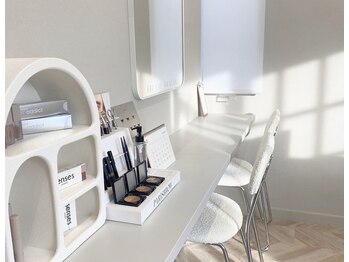 フィズアイビューティー 岡崎竜美ヶ丘店(fiz eye beauty)/まつげパーマ×パリジェンヌ