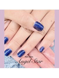 深いブルーの大人ネイル☆
