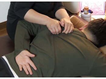 イーカナフ(E.KaNaFu)/タイ古式～肩甲骨剥がし編～