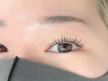 ラッシュアンド(lash and)の写真/【話題のマスカラパーマ導入サロン♪】通常のラッシュリフトの2倍長持ち！