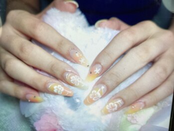 アンバーテン(Amber10)/持ち込みデザイン/ジェルネイル