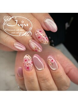 ジュジュ(Juju)/押し花ネイル