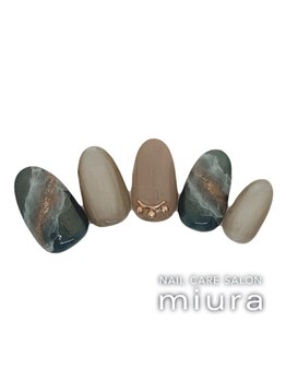 ネイルケアサロン ミウラ 井の頭通り店(miura)/秋 季節デザイン定額アート