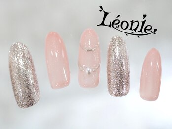 レオニー(Leonie)/ミラーアクセサリーデザイン