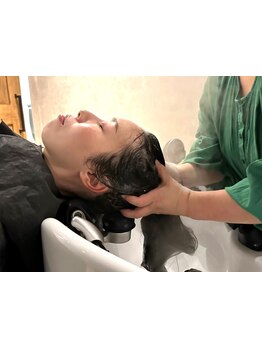 ヘッドスパで癒されたい