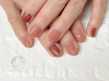 ニケ/マオジェルワンカラー