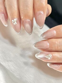 ここちネイルの写真/シンプル・上品な大人可愛いデザインを多数ご用意♪肌の色が綺麗に見える似合わせカラーをご提案致します！