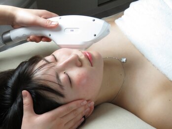 アンク(AnnC)の写真/【財布に優しい都度払い★】完全個室の貸切空間で周りを気にせずゆっくり施術♪脱毛でツルスベ美肌をGET☆