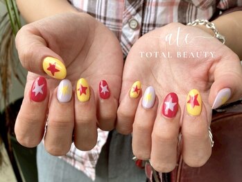 アテ(ate)/星デザインネイル