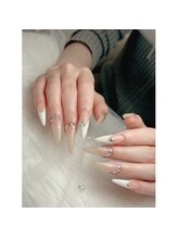 アミネイル(Ami Nail)/ワンホンガーリーネイル