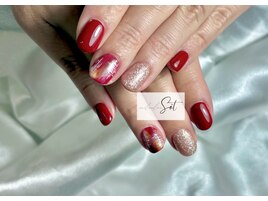 赤ネイル　ボルドーネイル