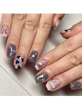 トゥインクリー(Twinkly)/ハートネイル