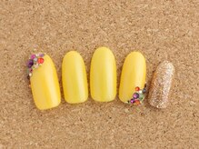 ネイルサロン ブランロール 白金店(Nail Salon Blanl'or)/マスタードイエロー×ビジュー♪