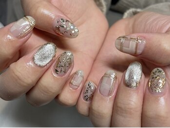 クレセント アイアンドネイル 表参道(Crescent Eye&Nail)/