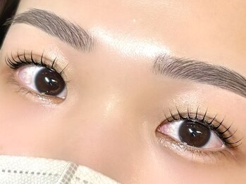 サロン ド ルピア(SALON de LUPIA)/ラッシュリフト＋アイブロウWax